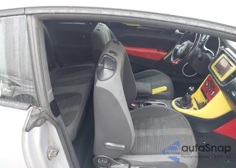 2013 Volkswagen Beetle Turbo из США, поврежденный, VIN 3VW467ATXDM611672